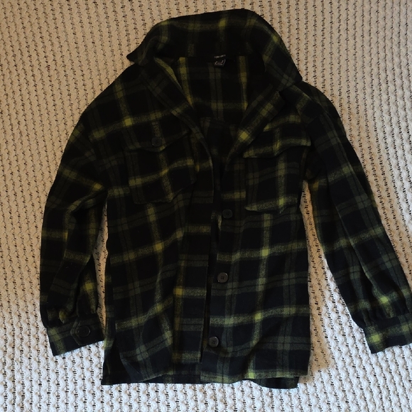 Forever 21 Tops - Forever 21 Black and Green Plaid Shirt Flannel